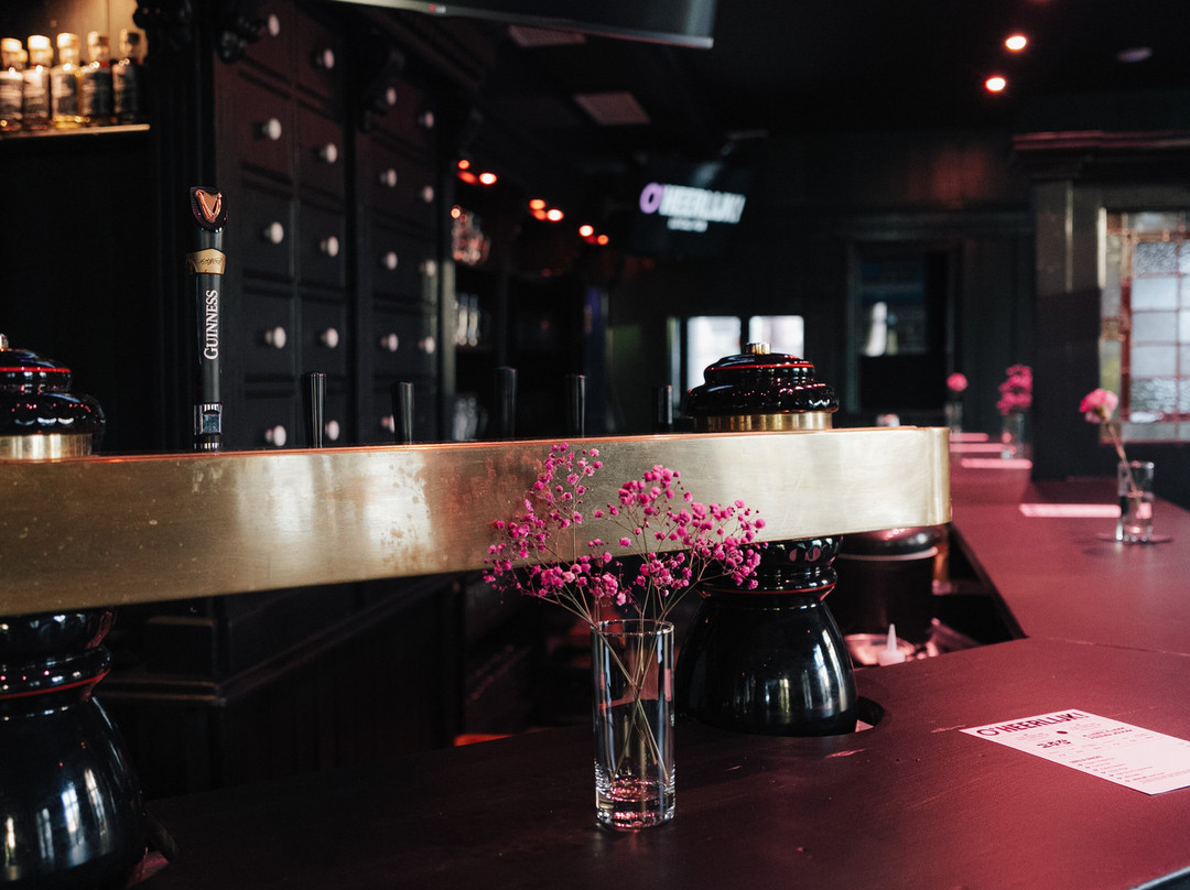 O'HEERLIJK - Local Pub