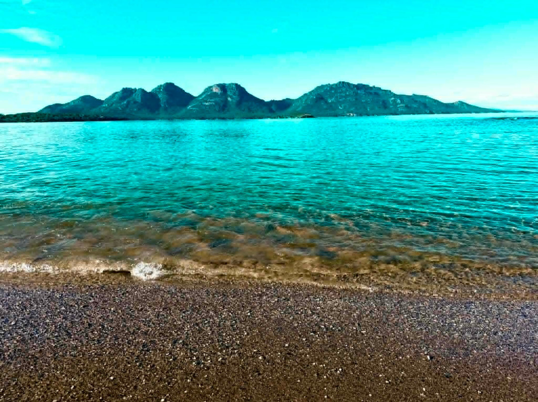 海湾边缘度假村主图