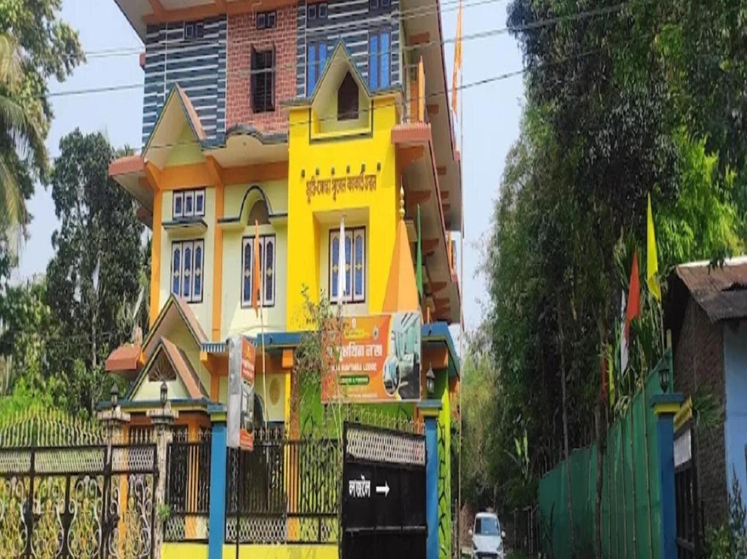 Maa Sumthira Lodge By StayApart