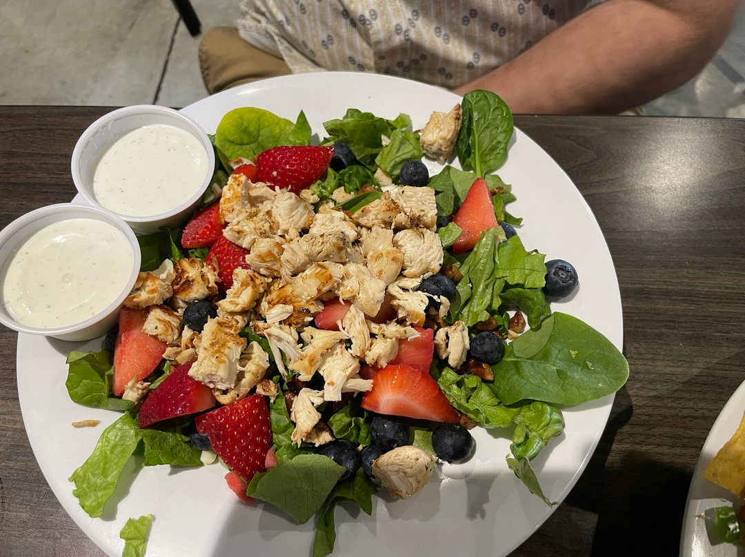 10-8 Cafe Bar & Grill