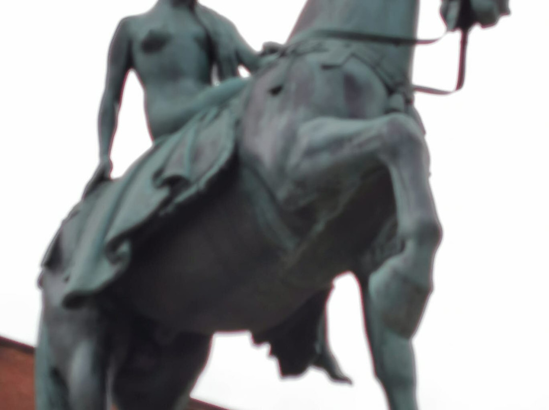 Lady Godiva Statue-考文垂必去景点