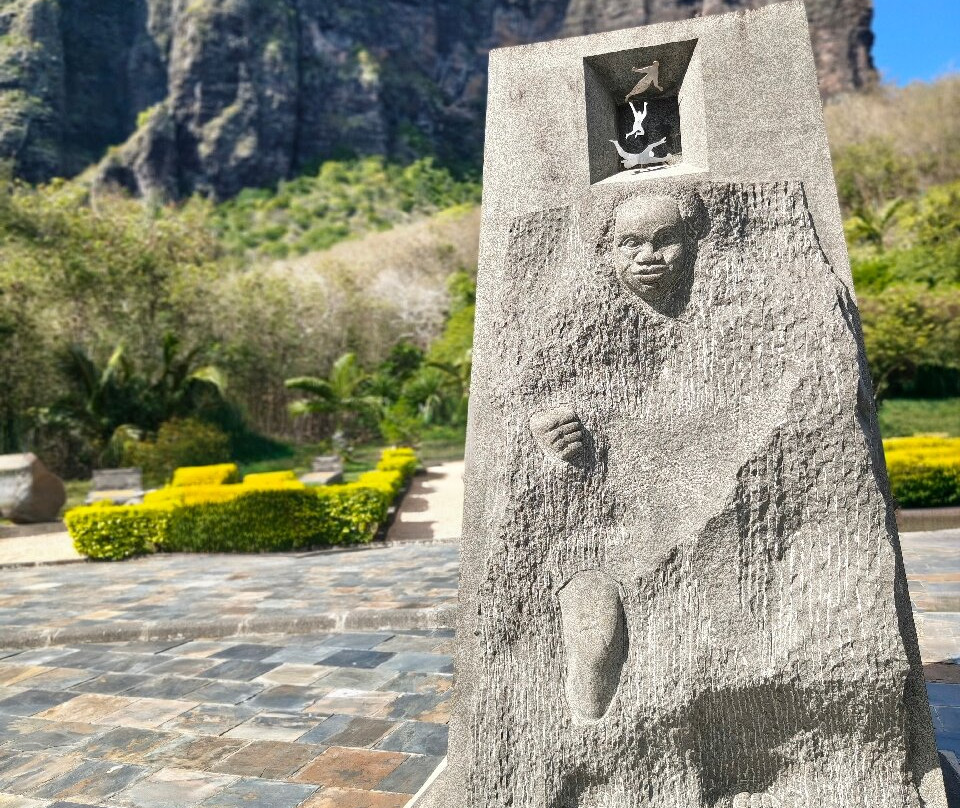 International Slave Route Monument-莫纳山必去景点