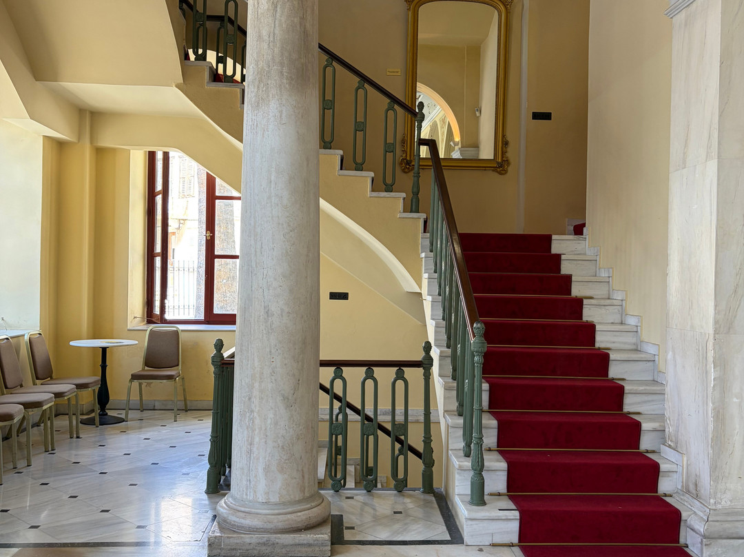 Theatro Apollon-埃尔穆波利必去景点
