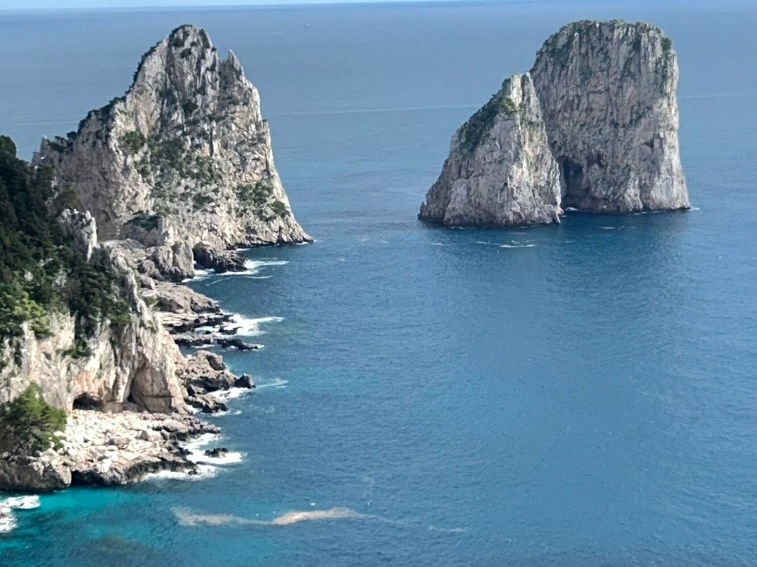 法拉廖尼-卡碧岛必去景点