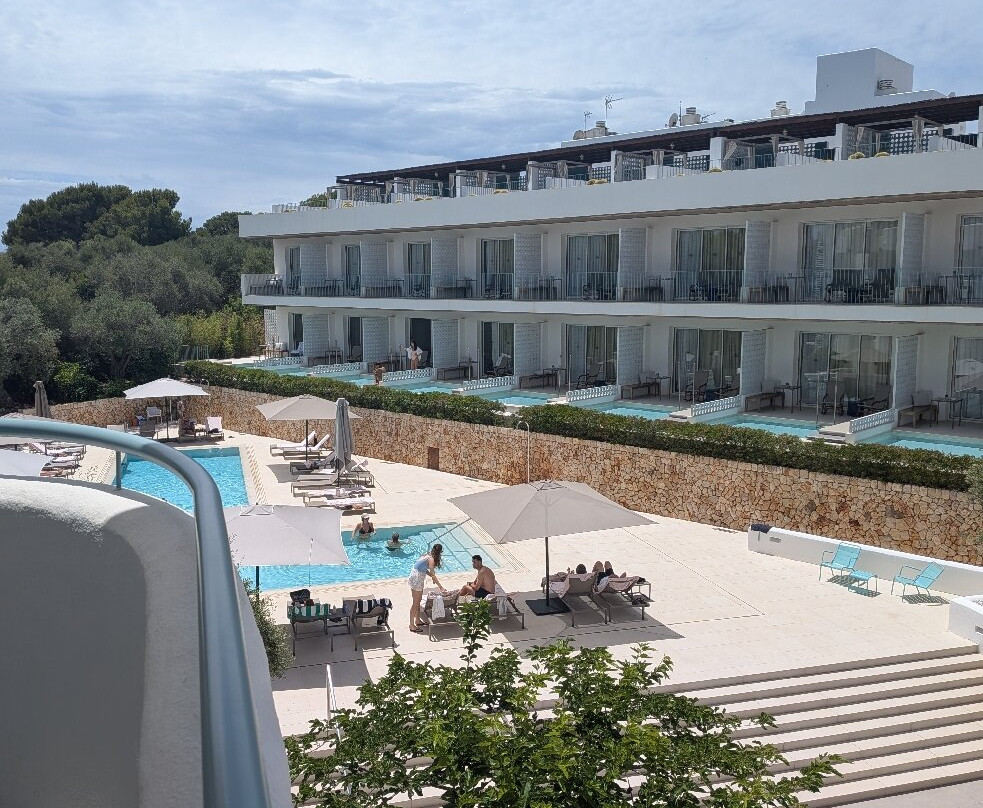 Inturotel Cala Esmeralda主图