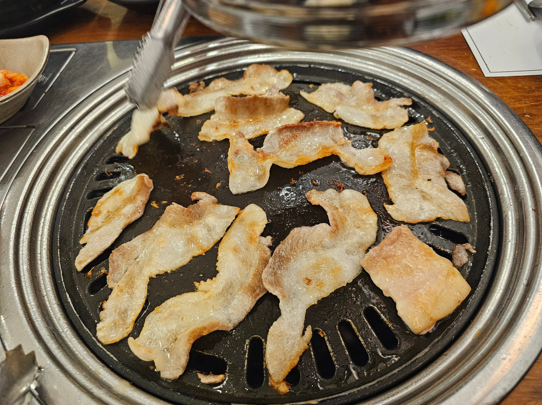 Nhà Hàng Bếp