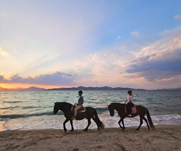 Salt Lake Stables-Marmari必去景点