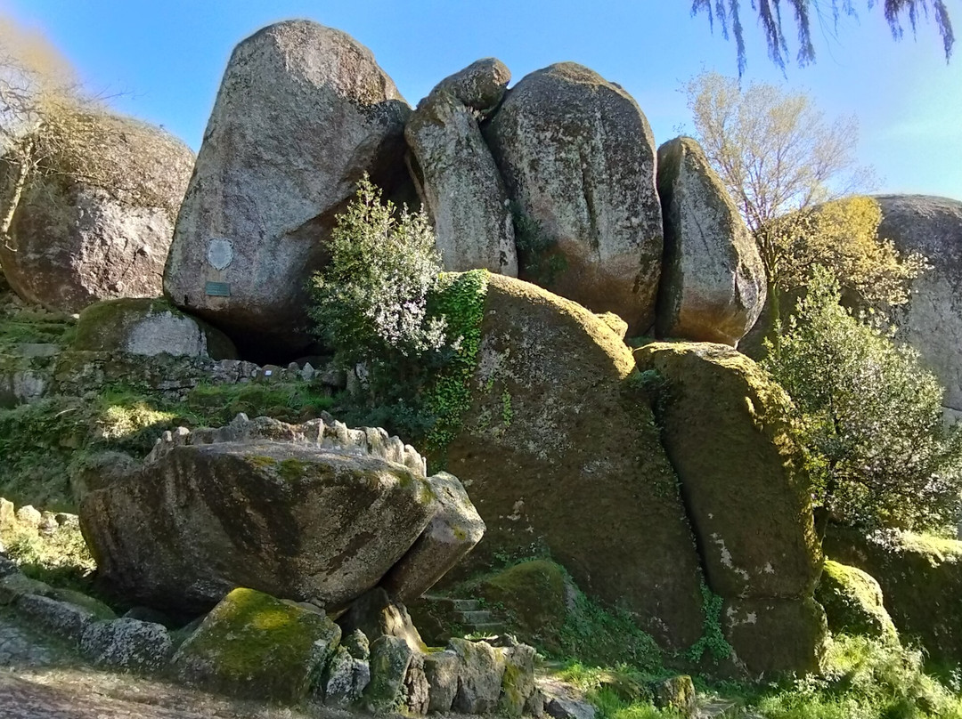 Montanha- Parque da Penha-吉马良斯必去景点