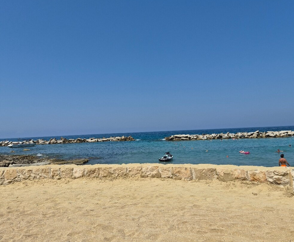 St George Beach-Chloraka必去景点