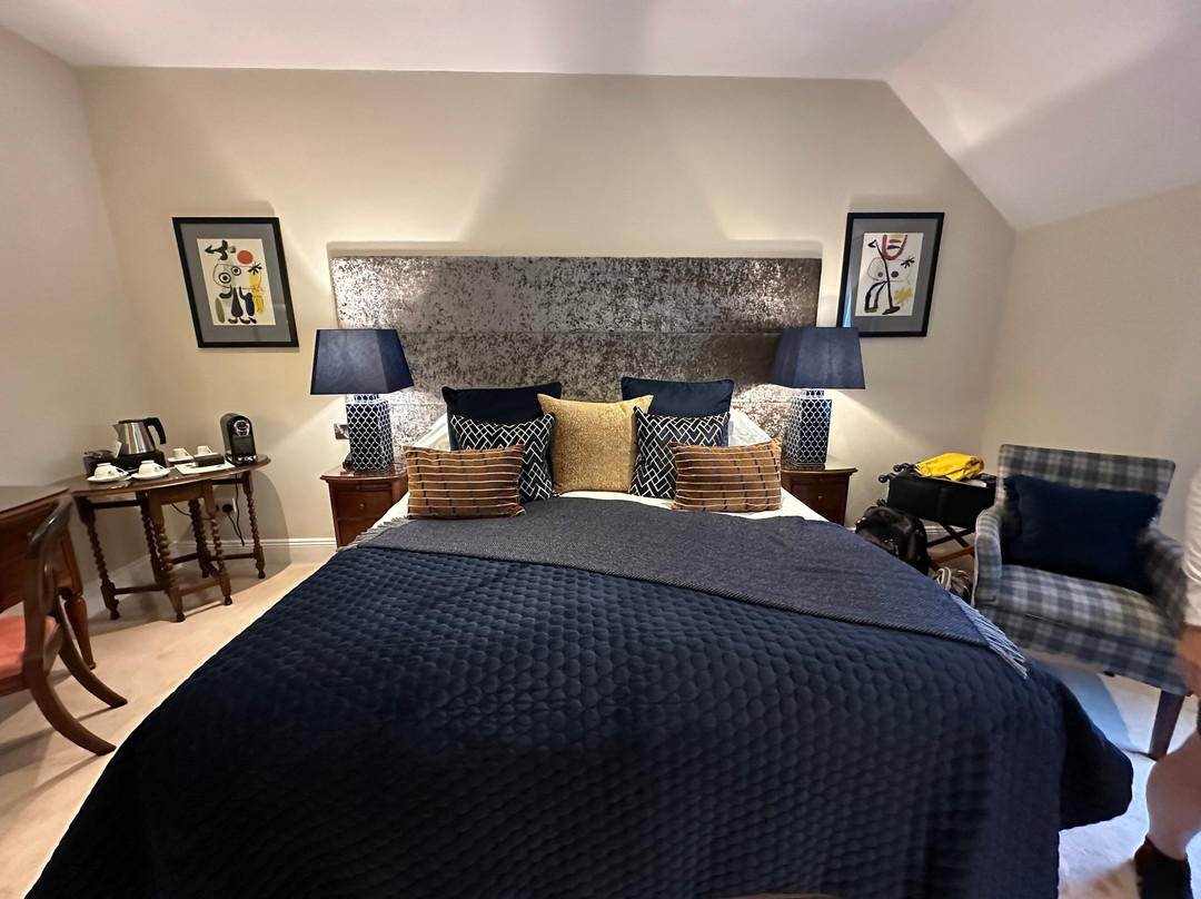 Castlewood House Dingle主图