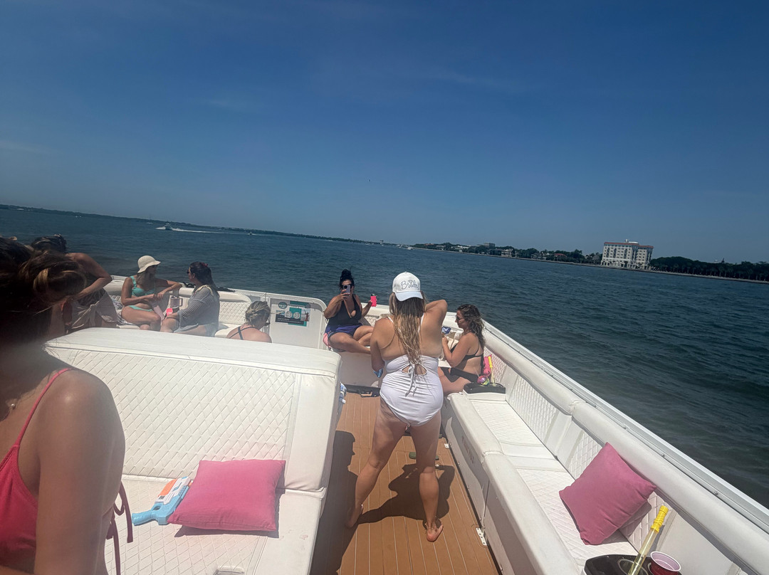 Charleston Party Cat Boat Charters-查尔斯顿必去景点