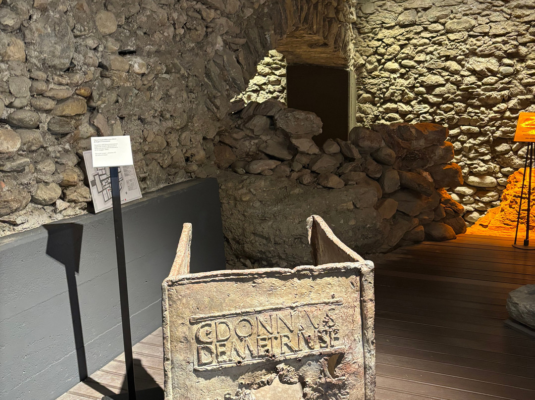 Museo Archeologico Regionale-奥斯塔必去景点