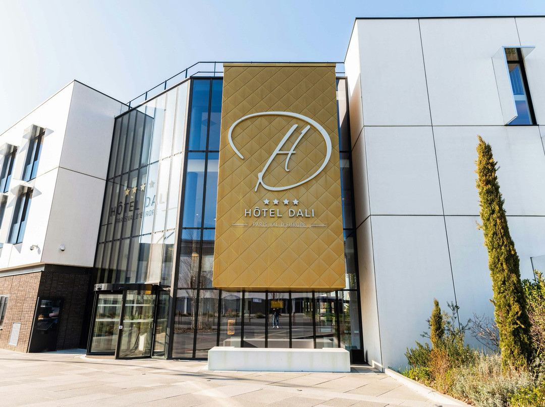 Val d'Europe达利希尔顿启缤精选酒店