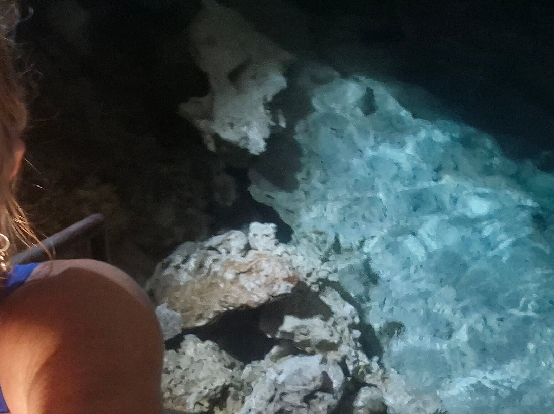 Paje Cave-帕杰必去景点