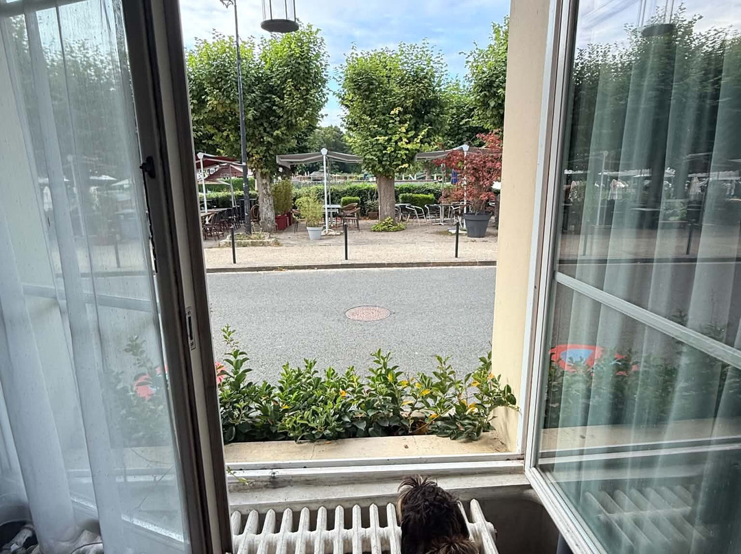 贝冬酒店主图