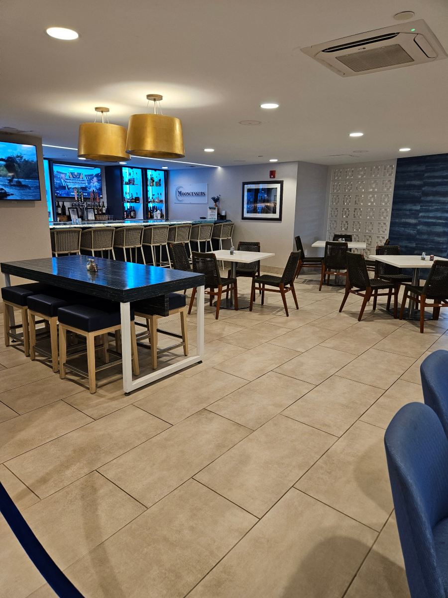 芬威克海岸希尔顿启缤精选酒店-旅行者