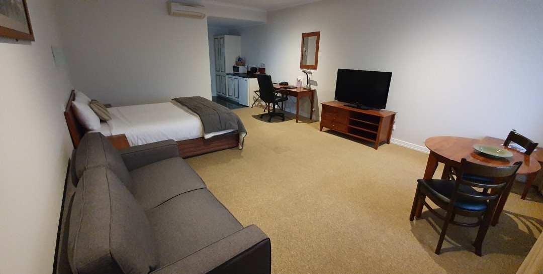 最佳西方湖酒店主图