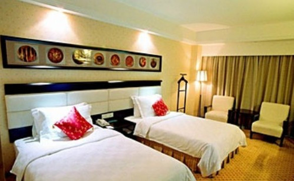 天友大酒店主图