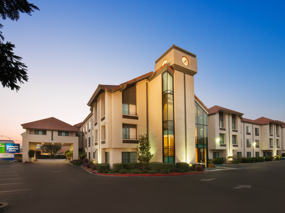 Holiday Inn Express & Suites Santa Clara - Silicon Valley By IHG主图