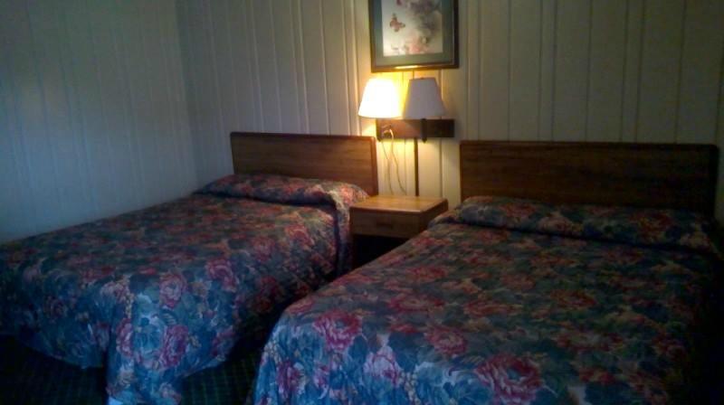 Hollywood Motel-客卧
