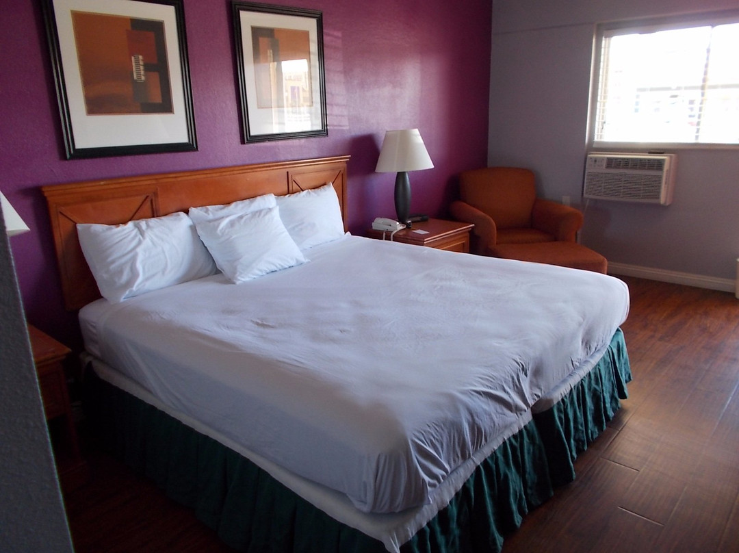 Santa Fe Inn and Suites Pueblo