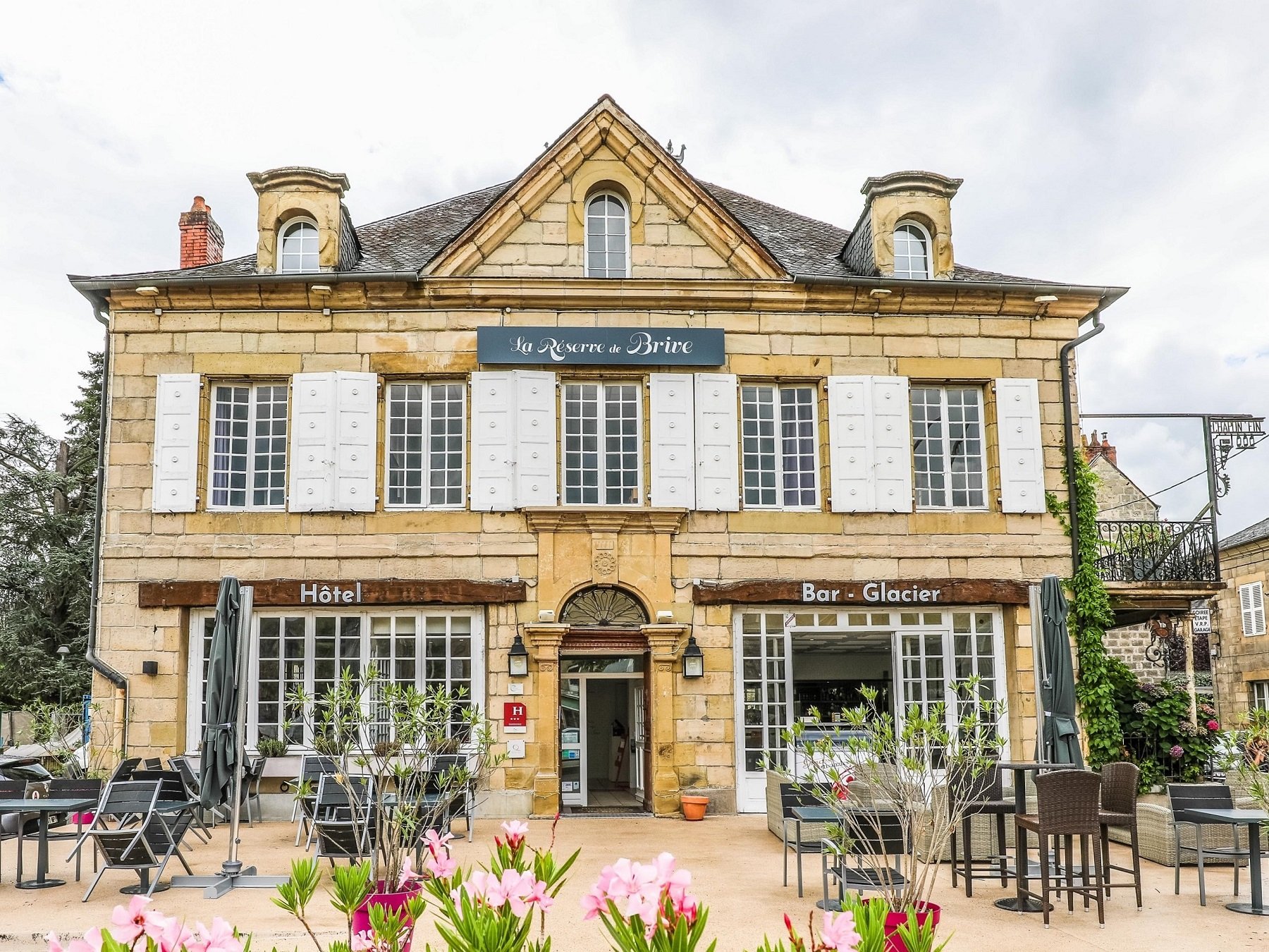 Hôtel La Réserve de Brive-官方