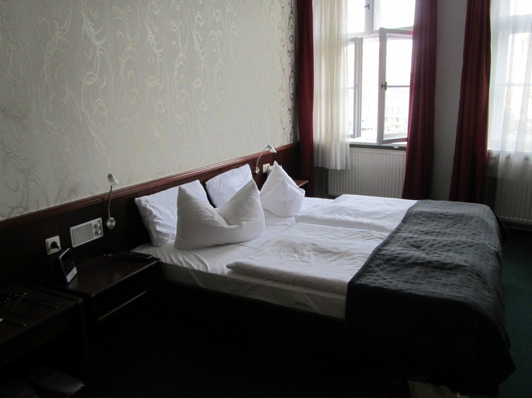 施特拉尔松德酒店住宿-Hotel Schweriner Hof Stralsund