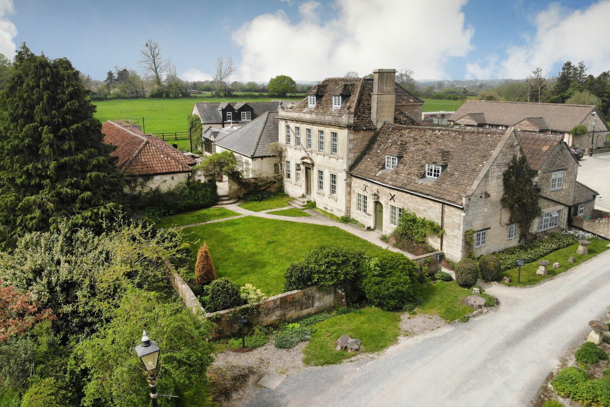 蒙莱克尔酒店-官方