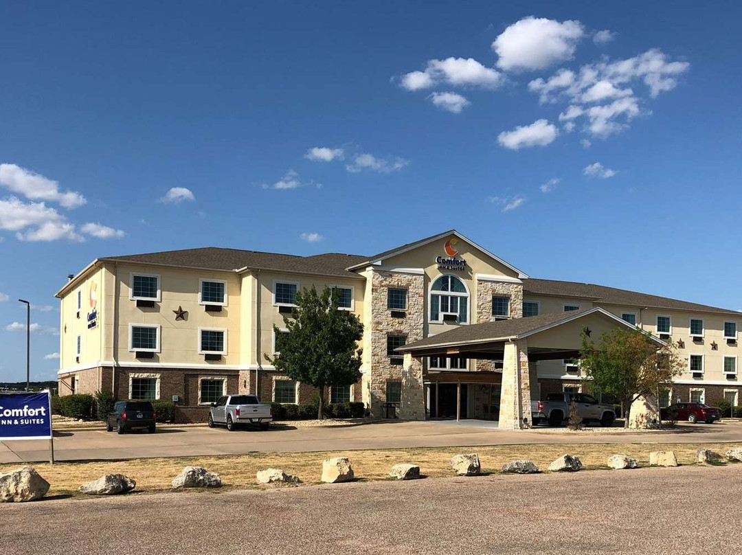 Comfort Inn & Suites主图