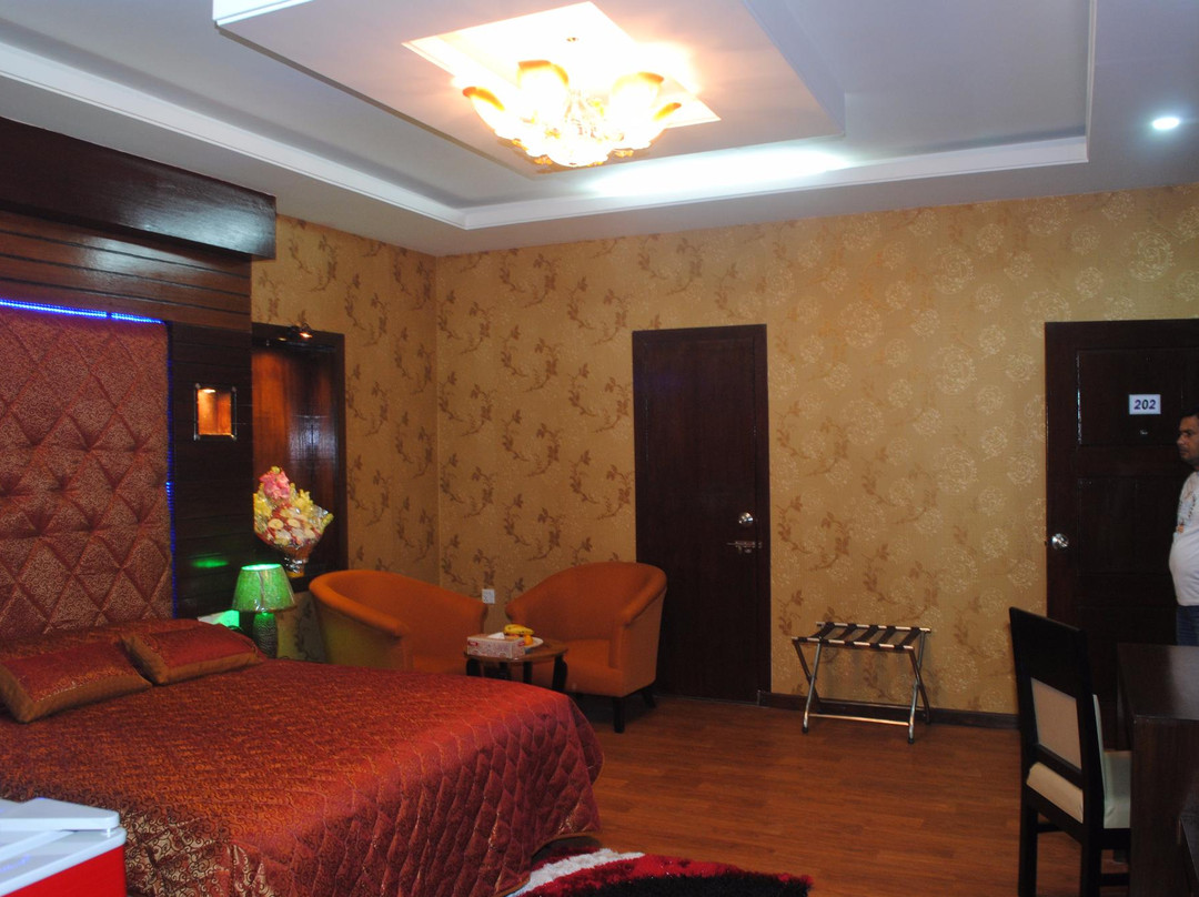 Rouzat Inn
