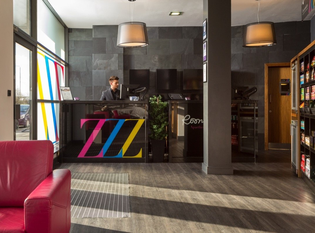 Roomzzz Aparthotel Leeds City West