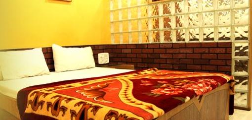 Capital O 68737 Hotel Kewal Inn-浴室