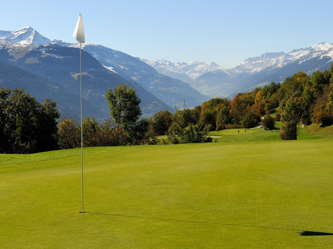 Golf Club Brigels景点图片