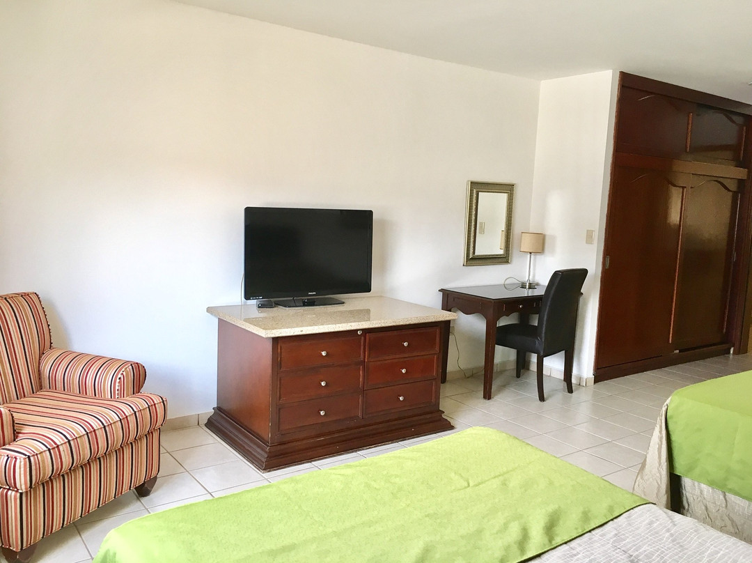 Hotel Santa Fe Express