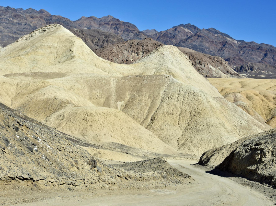 Twenty Mule Team Canyon