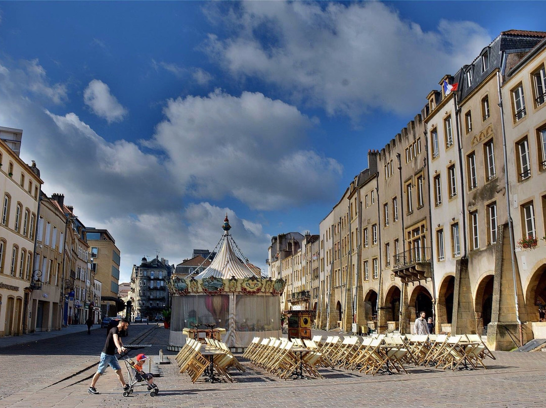 梅斯旅游景点-Place Saint-Louis