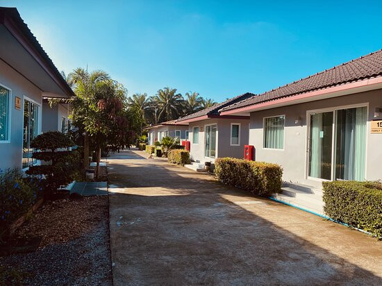 The Neenlawat Riverside Resort主图