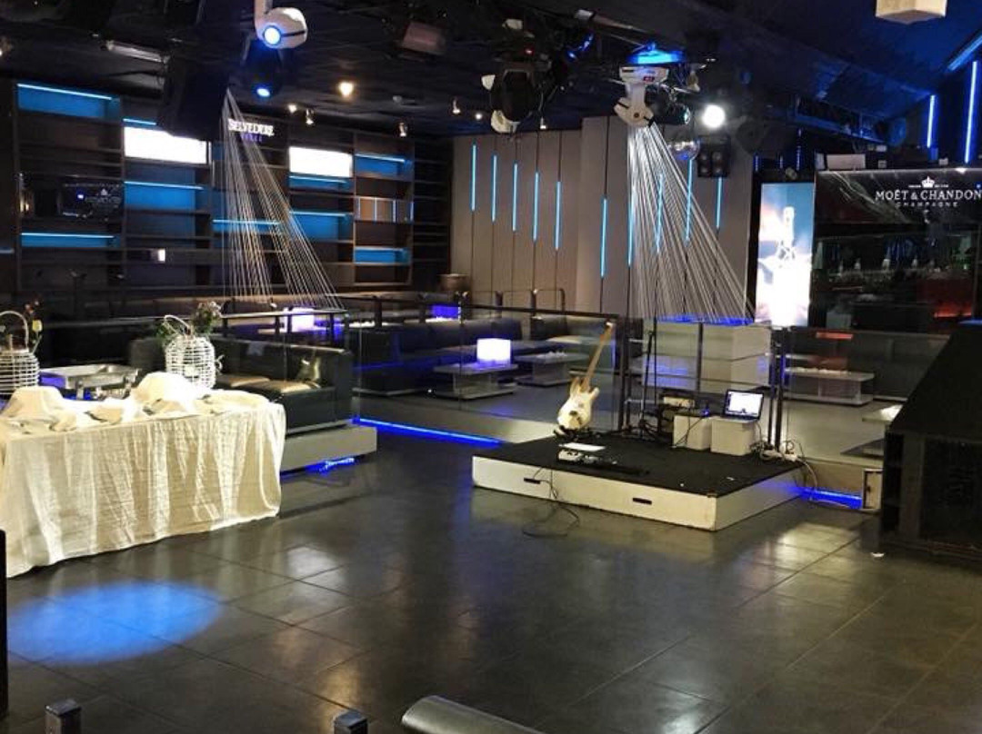 Noir Club & Restaurant