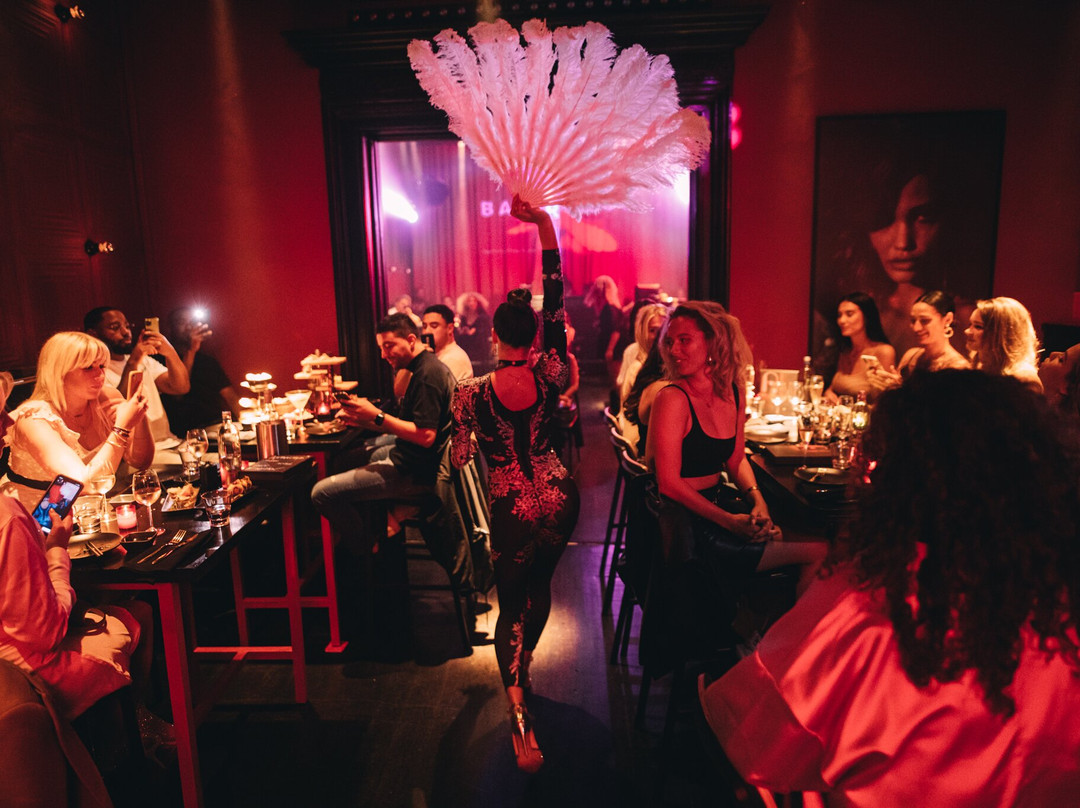 Bar Rouge