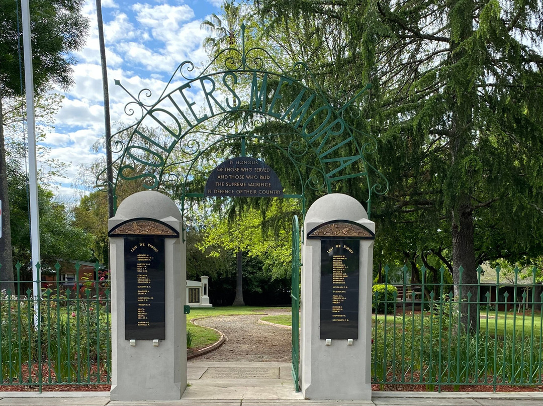 Yackandandah Memorial Park-Yackandandah必去景点