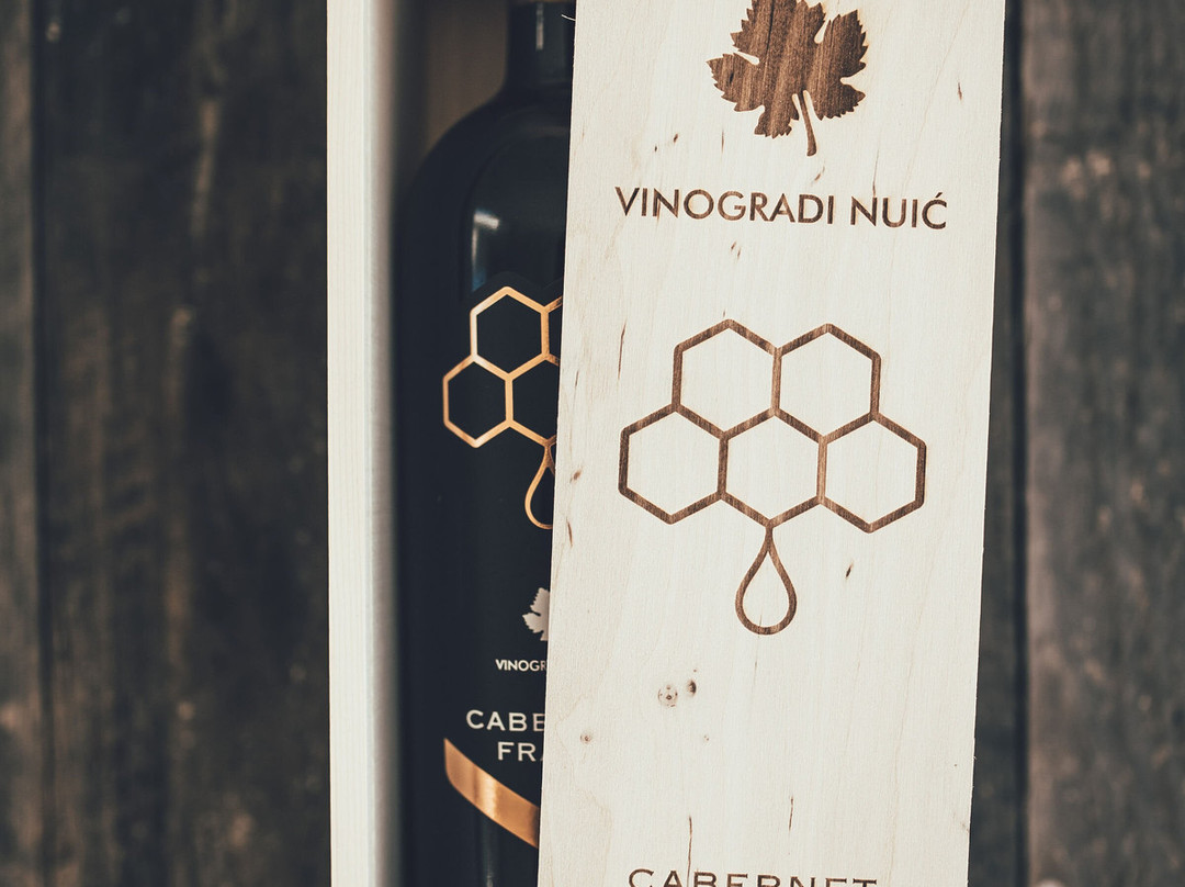 Vinogradi Nuic景点图片