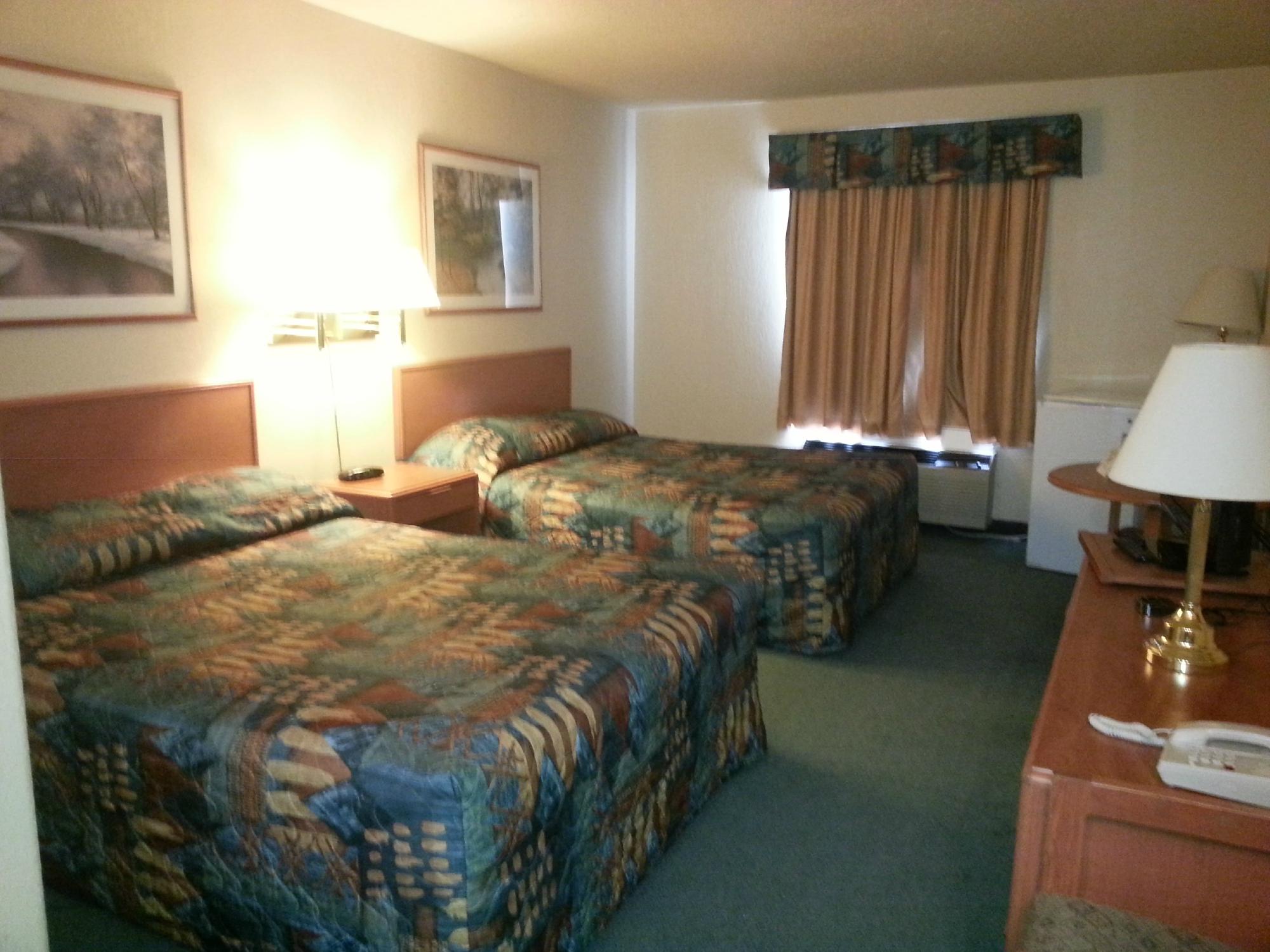 Breezy Oaks Inn & Tavern-客卧