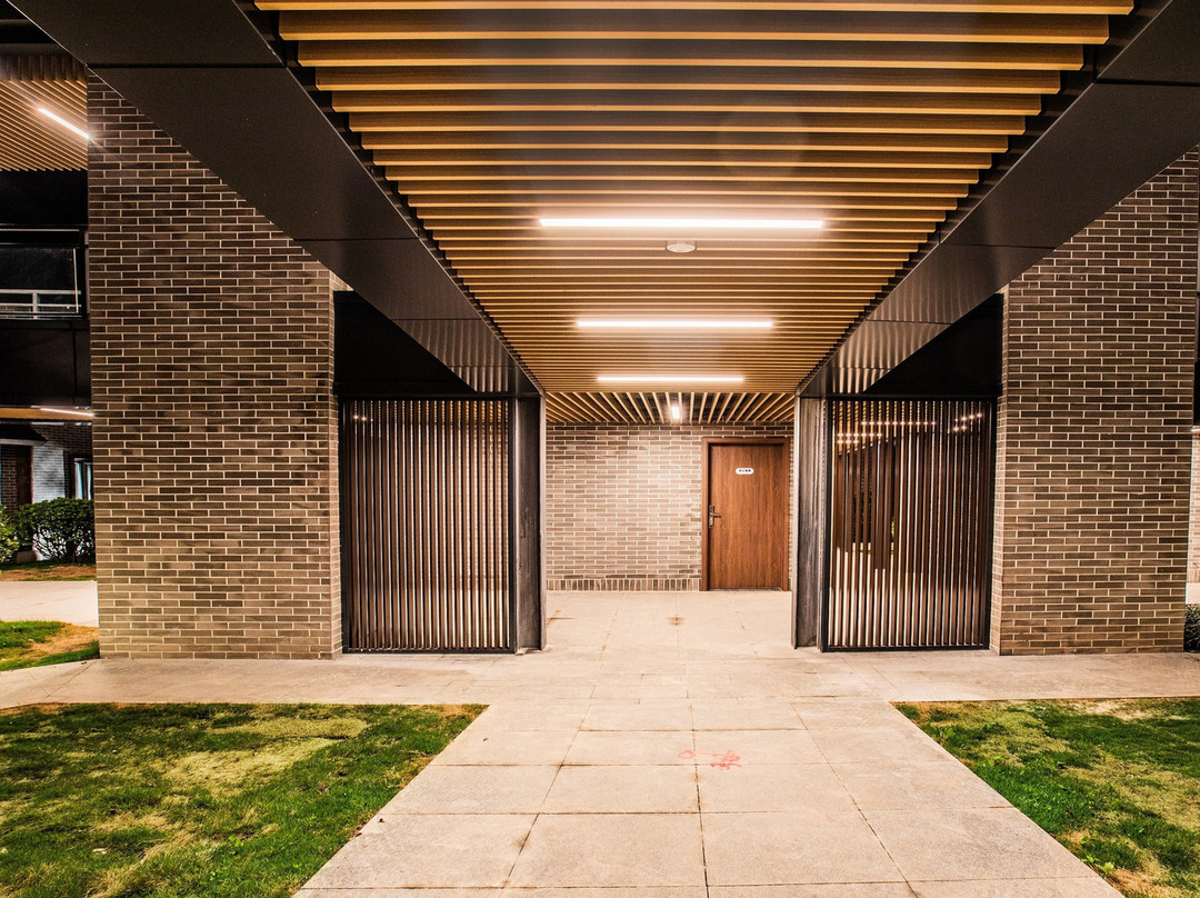 贵州晴隆中天智选假日酒店主图