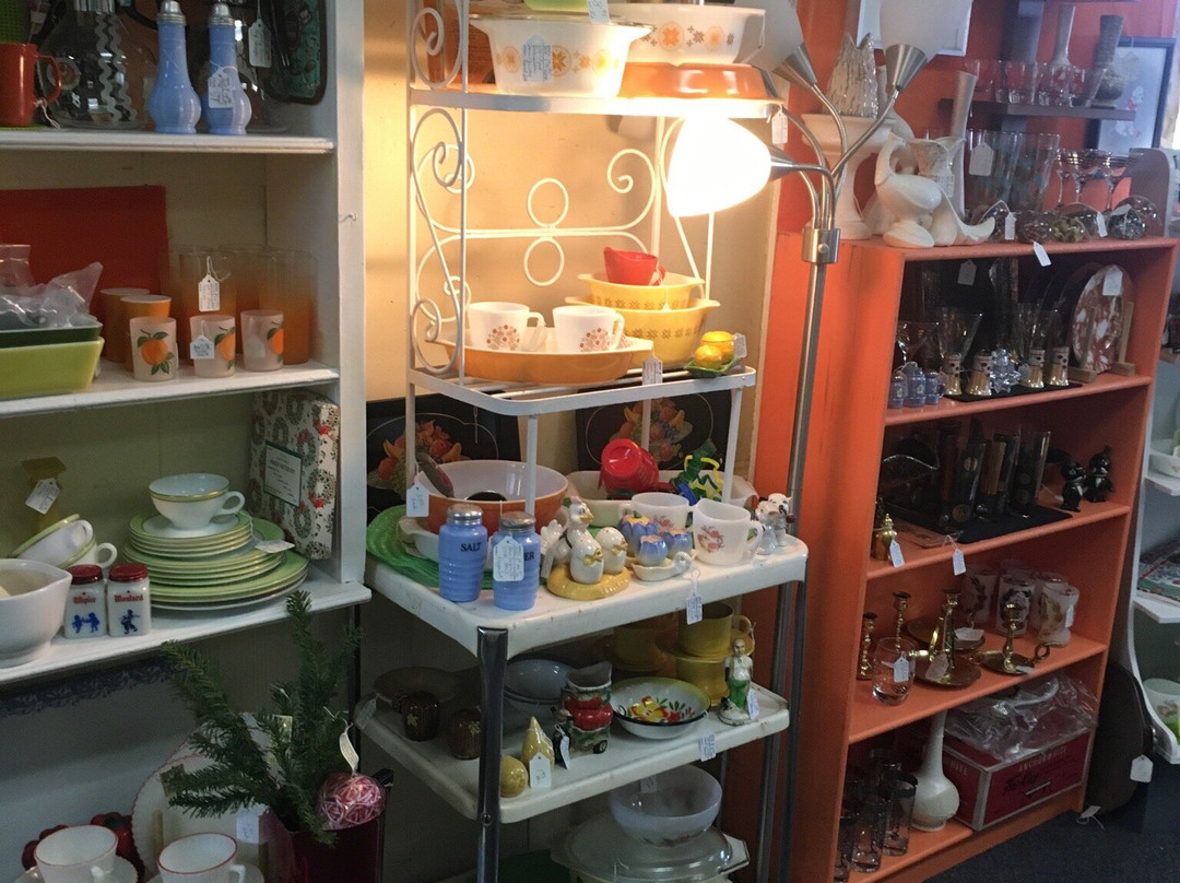 Elizabeth's Grand Antique Co.-Elizabeth必去景点