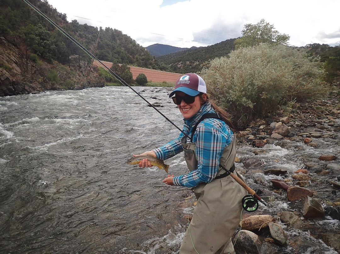 Ark Anglers-萨利达必去景点