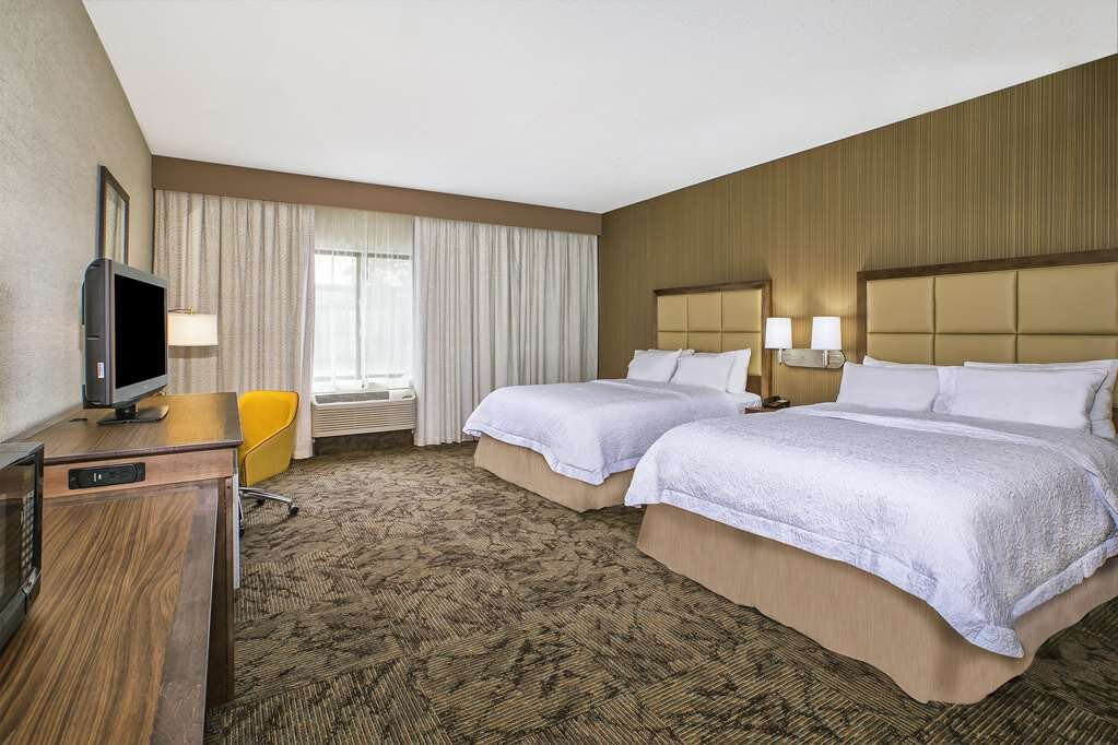 Hampton Inn Detroit/Belleville-Airport Area主图