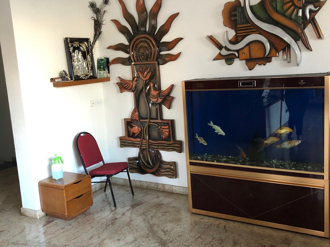 Hotel Crystal Inn主图