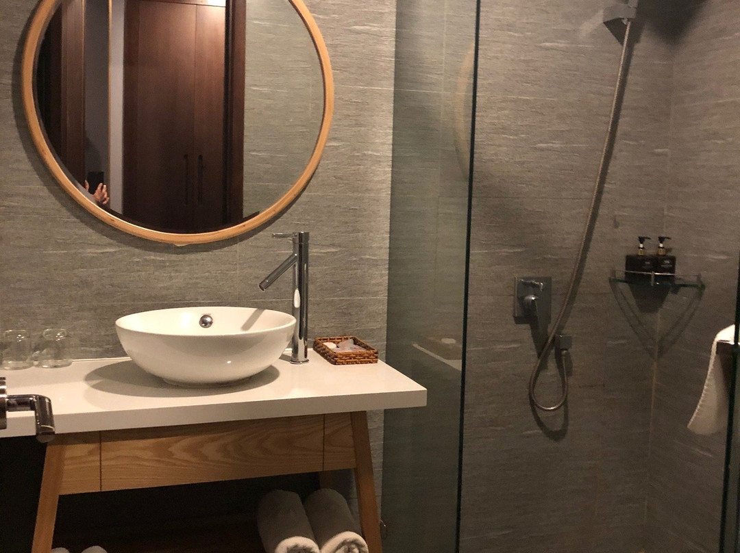 岘港白雪酒店主图