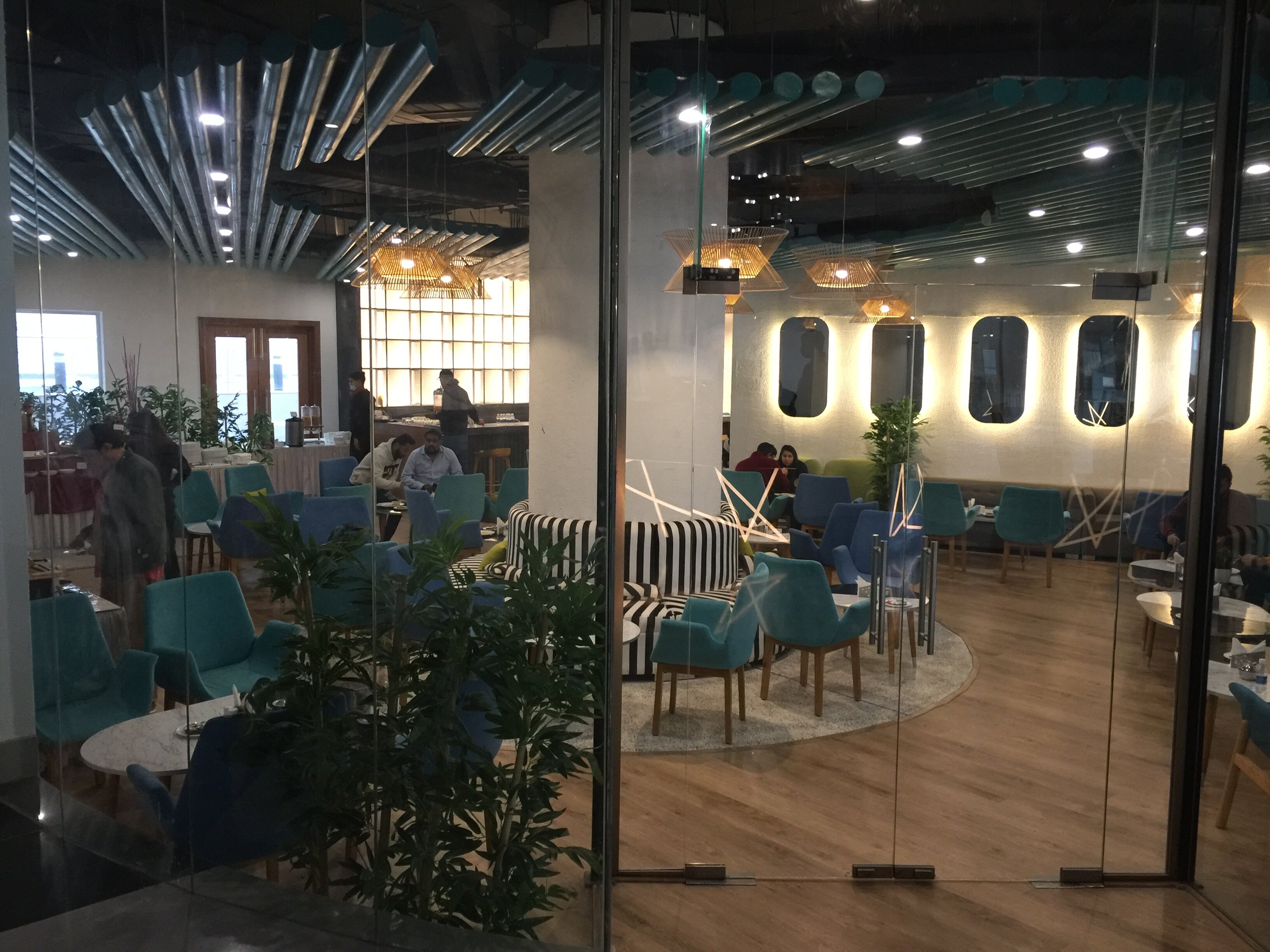 Sunday Hotel Chandigarh Zirakpur-餐饮