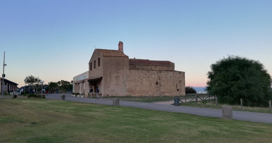 Chiesa di Sant'Efisio-普拉必去景点